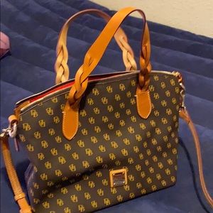 Dooney & Bourke bag